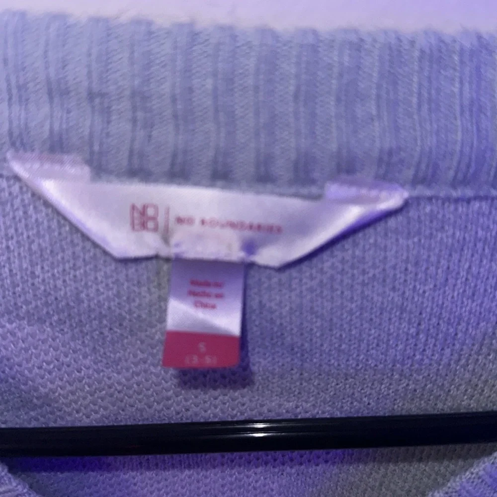 Shirt - Picture 3 of 4